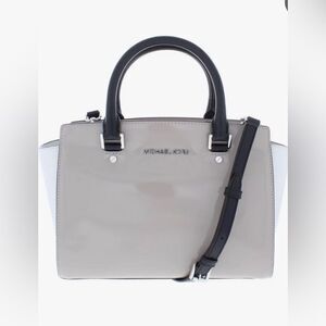 Michael Kors grey leather selma pocketbook bag purse